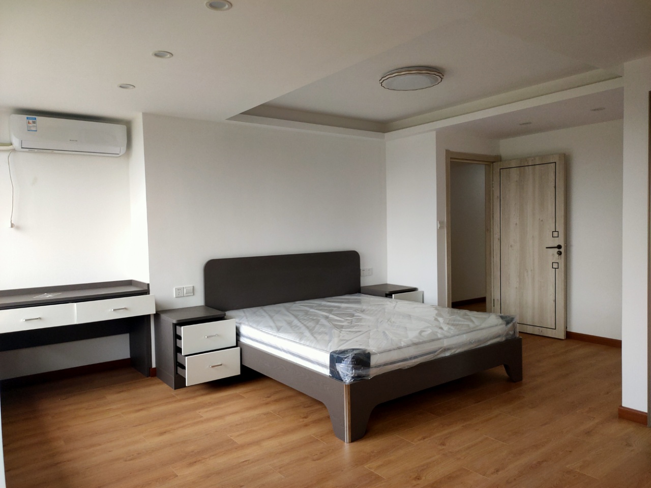 鳳崗小產(chǎn)權(quán)房