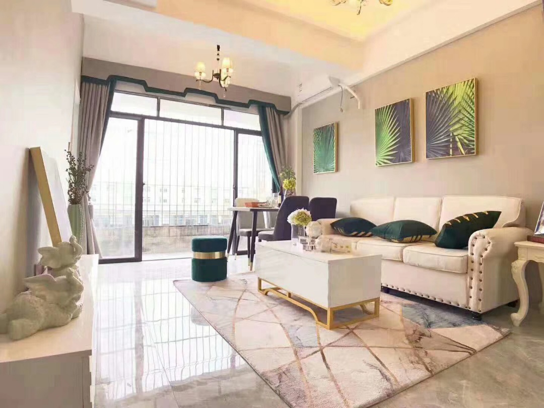 鷺湖花園二期小兩房46.8萬/套起