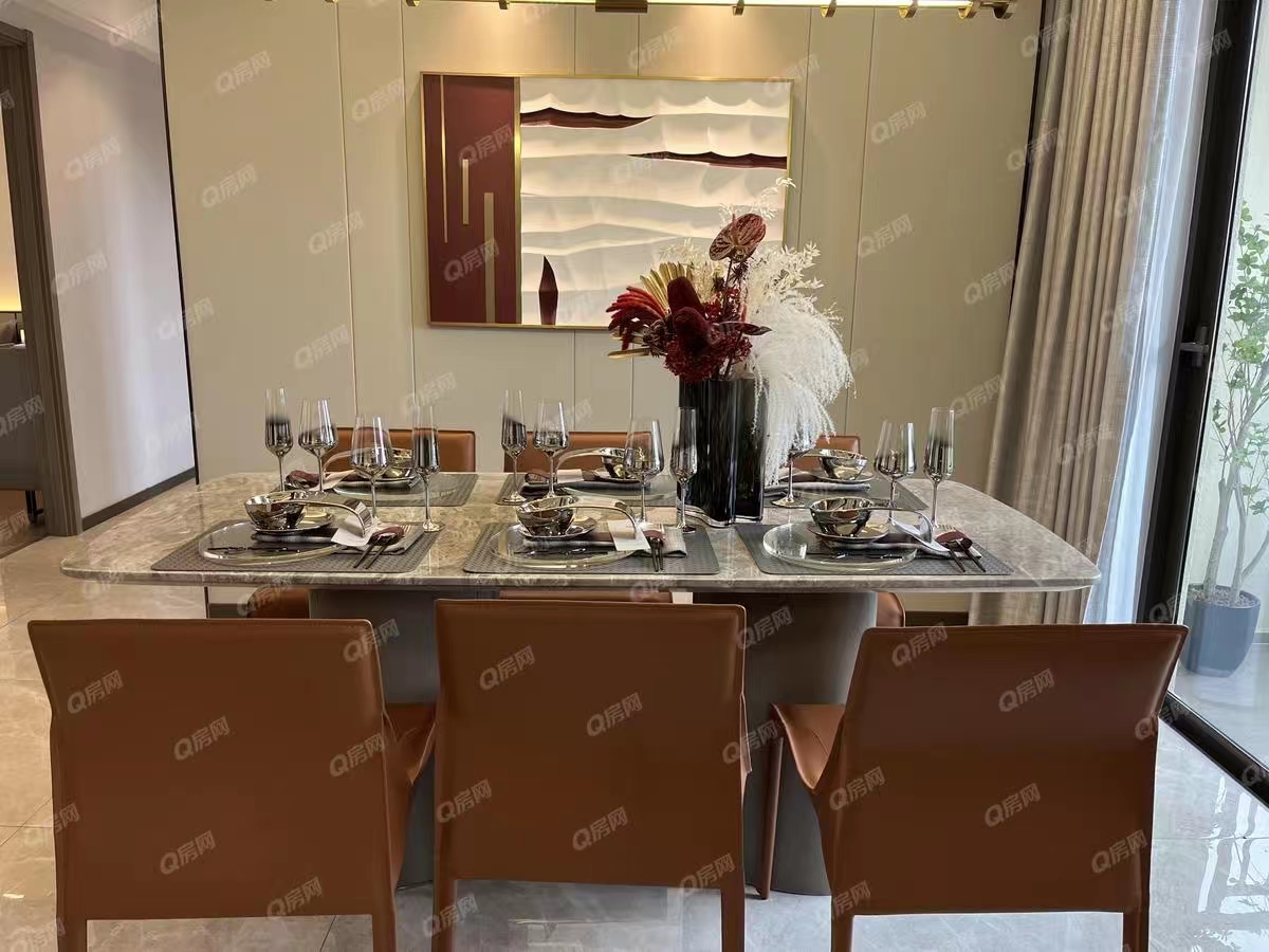 雅居樂(lè)凱茵云頂均價(jià)-17000元/平