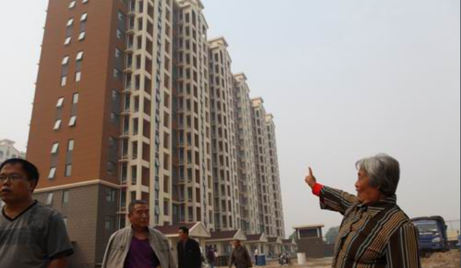 如果現(xiàn)在購(gòu)入這套位于平湖輔城的回遷房