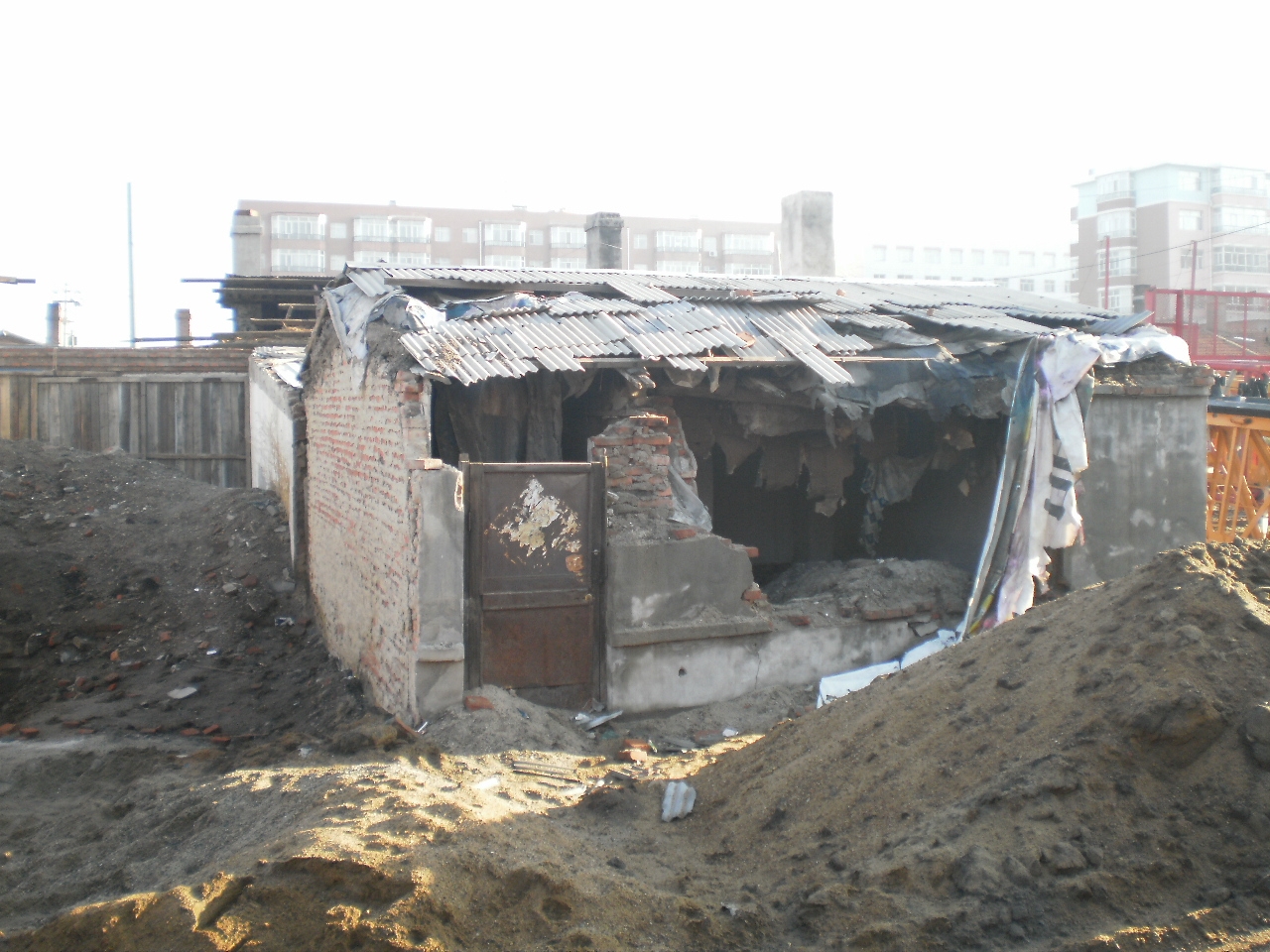 回遷房與商品房在性質(zhì)上面是有一點區(qū)別的