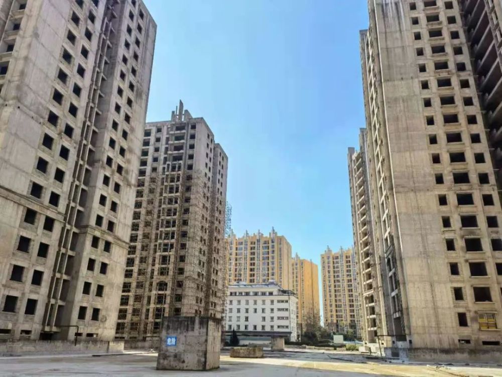 將爛尾樓起死回生變成了業(yè)主自己的分內事