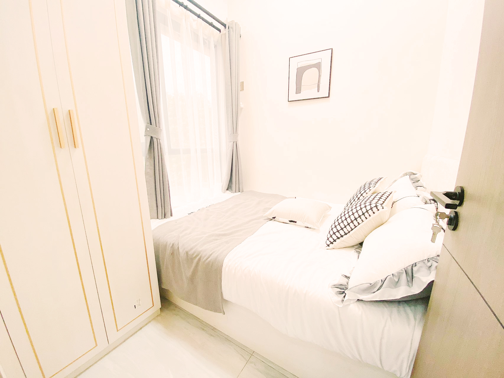 深圳石巖小產權房| 蔚藍花城 ，34.8萬/套